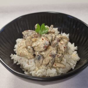 Emincé de poulet en persillade, riz